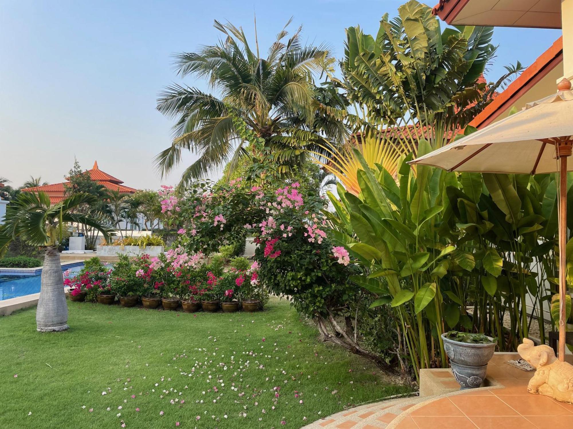 Villa Bougainvillea HHQ Buitenkant foto