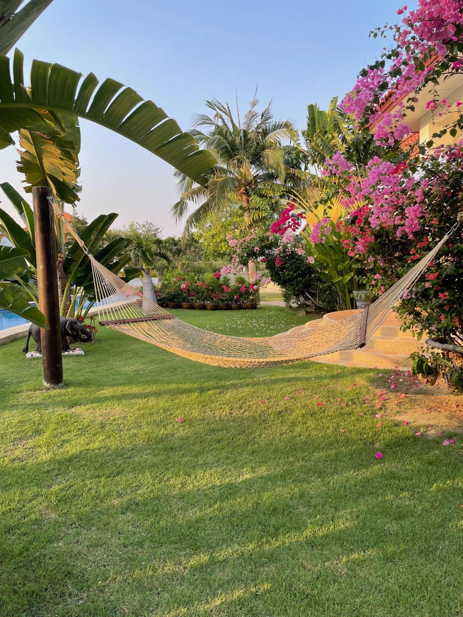 Villa Bougainvillea HHQ Buitenkant foto