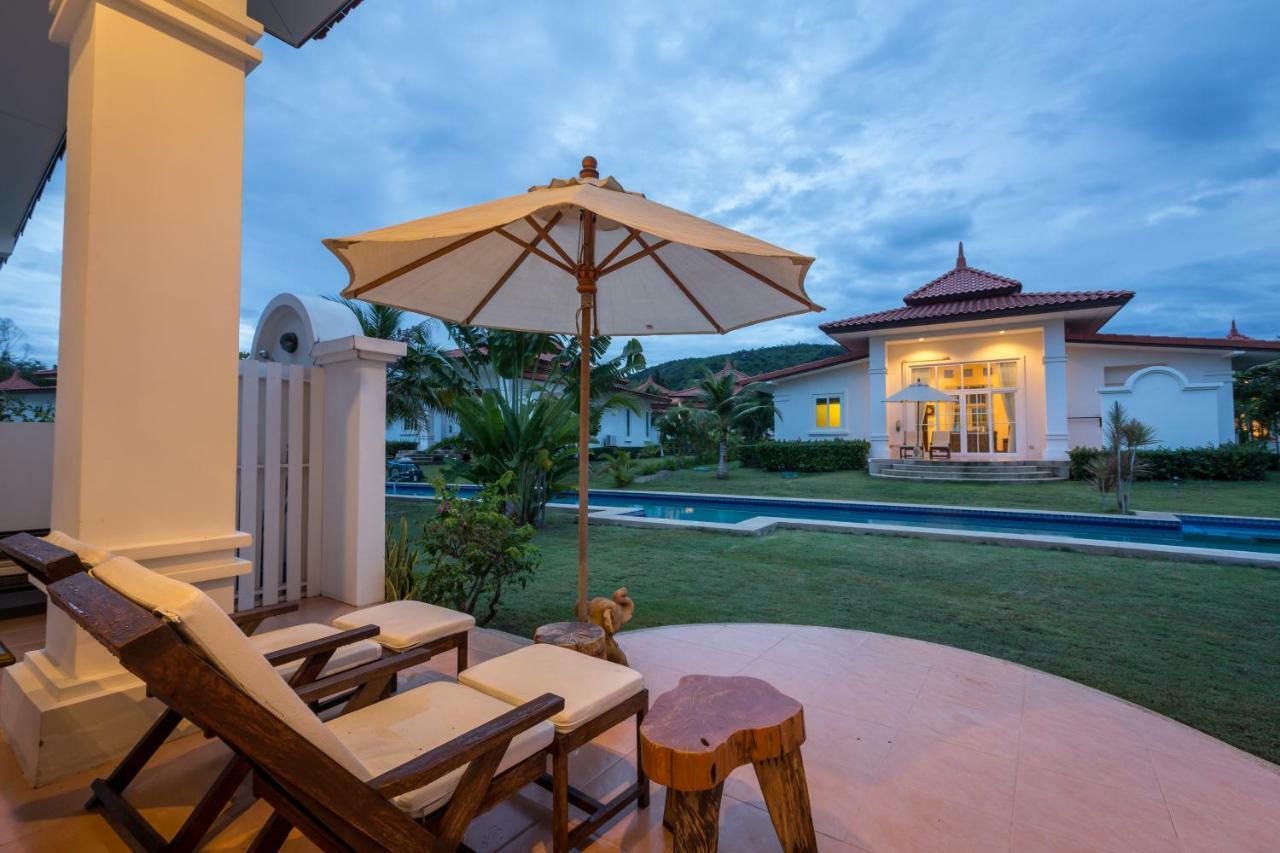 Villa Bougainvillea HHQ Buitenkant foto